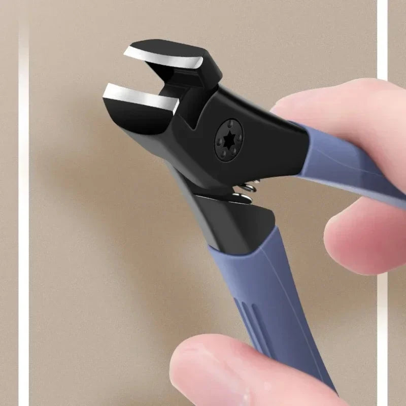 Anti-Splash Thick Nail Clippers